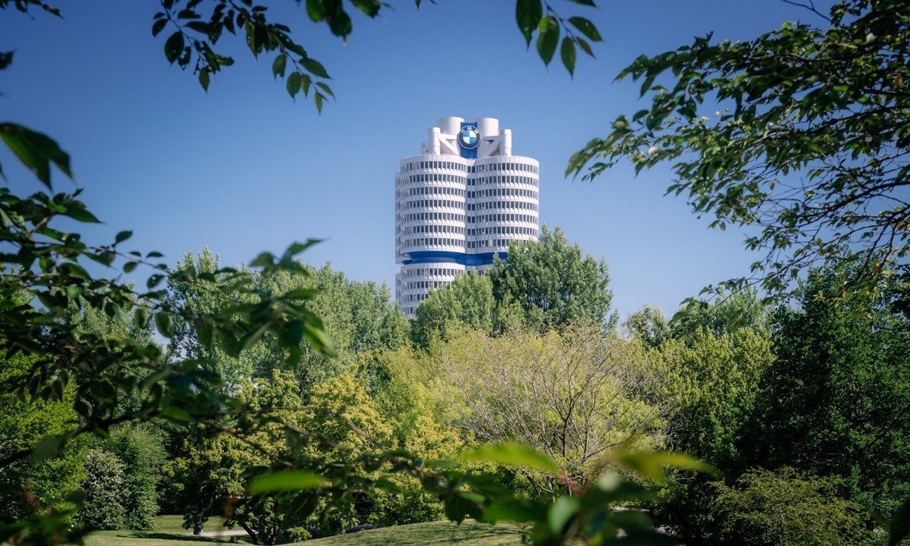 BMW: Καλεί τη Γερμανία να καταψηφίσει τους δασμούς της ΕΕ στα κινεζικά ηλεκτρικά αυτοκίνητα