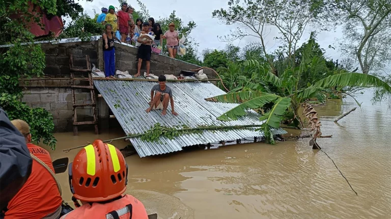 Φιλιππίνες: Φονικό το πέρασμα της καταιγίδας Τράμι – Στους 40 οι νεκροί