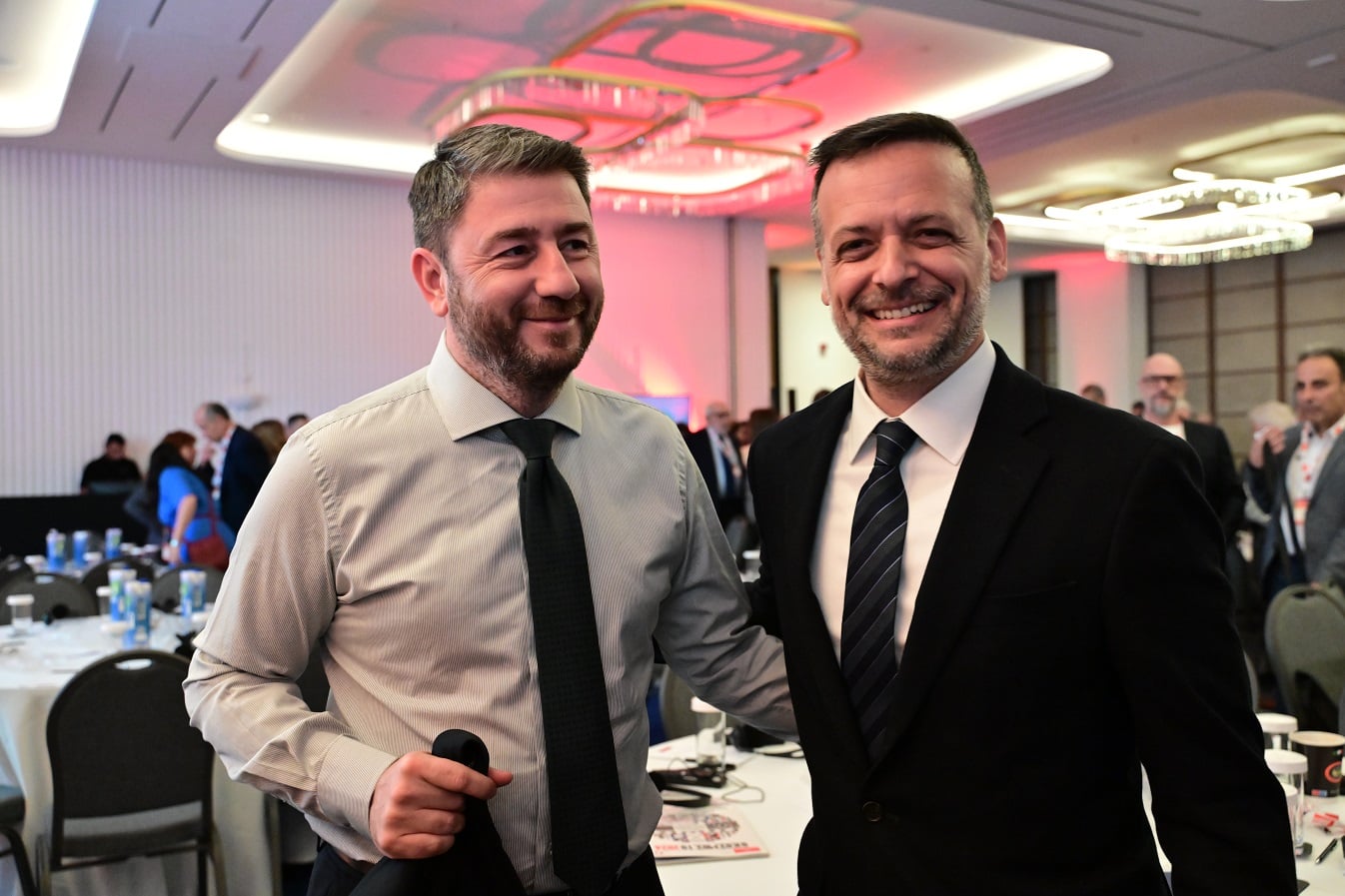 ΠΑΣΟΚ: Σήμερα οι ανακοινώσεις για τις αλλαγές προσώπων στο κόμμα και τη Bουλή – Θετικός στην πρόταση Ανδρουλάκη ο Γερουλάνος (upd)