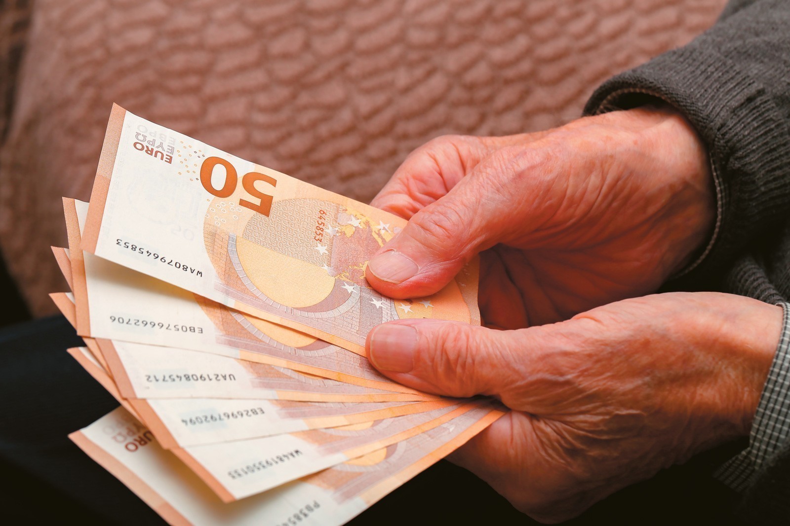 Τράπεζες στην Ελλάδα: Πότε θα είναι κλειστές για τρεις μέρες – Τι θα γίνει με συντάξεις και μισθοδοσίες