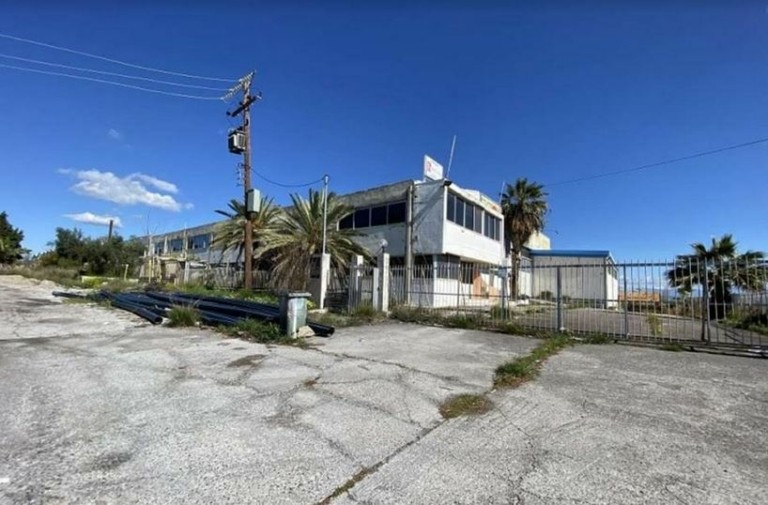 Πλειστηριασμοί: Ποιες βιομηχανίες έμειναν πάλι στα… αζήτητα (pics)