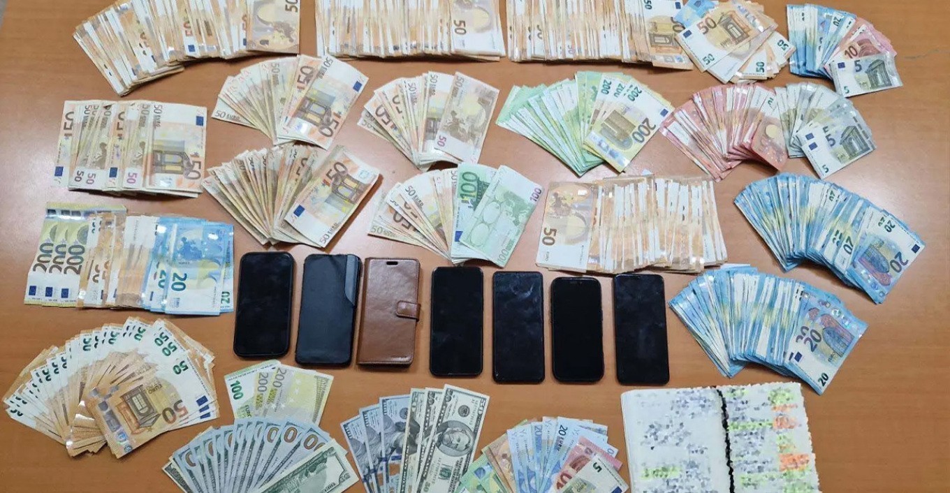 Κέρκυρα: Με ποιο τρόπο δρούσε η σπείρα των εφοριακών που εκβίαζε επιχειρηματίες – Τι βρέθηκε στην κατοχή τους (vid)