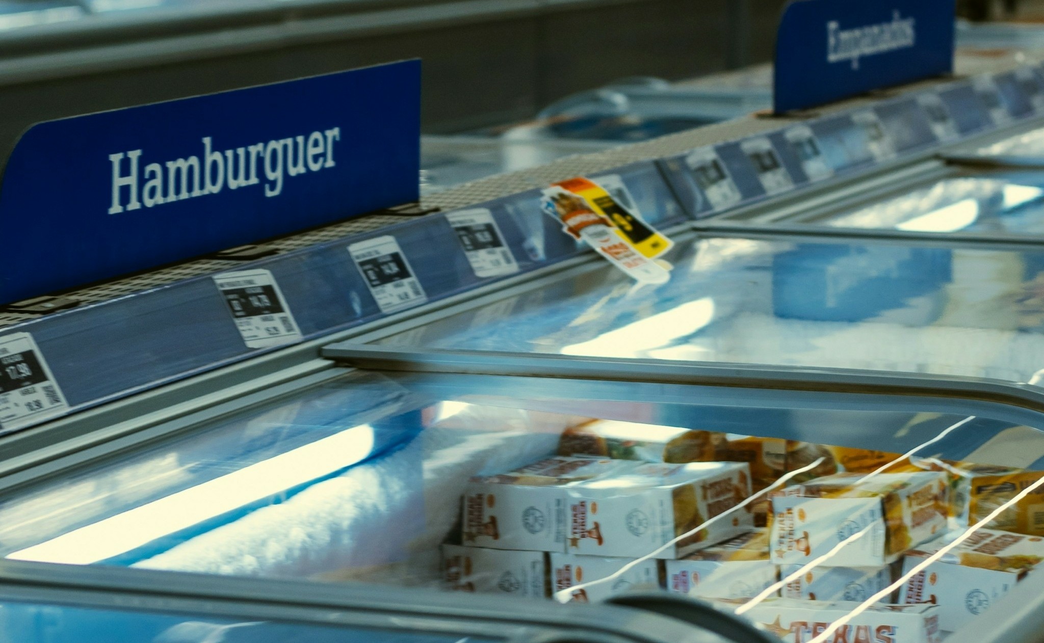 Η Γερμανία ψάχνει τις προσφορές: Ενισχύονται οι εκπτωτικές αλυσίδες με χαμηλές τιμές