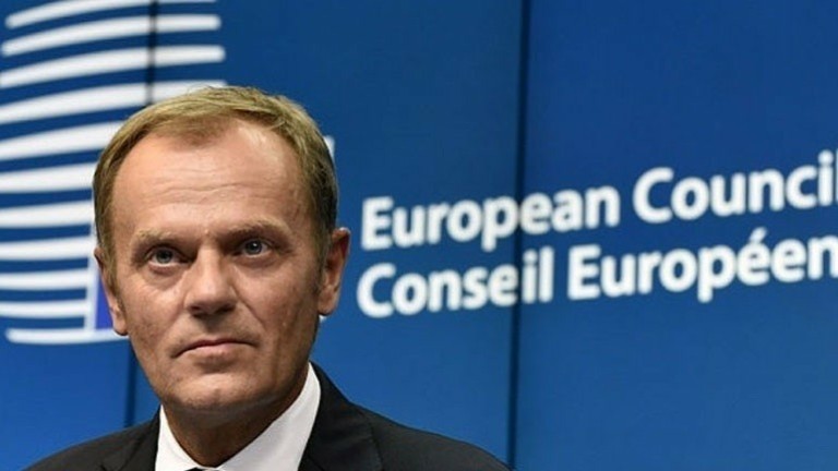 Ο Τουσκ υπόσχεται νέα στρατηγική στη μεταναστευτική πολιτική