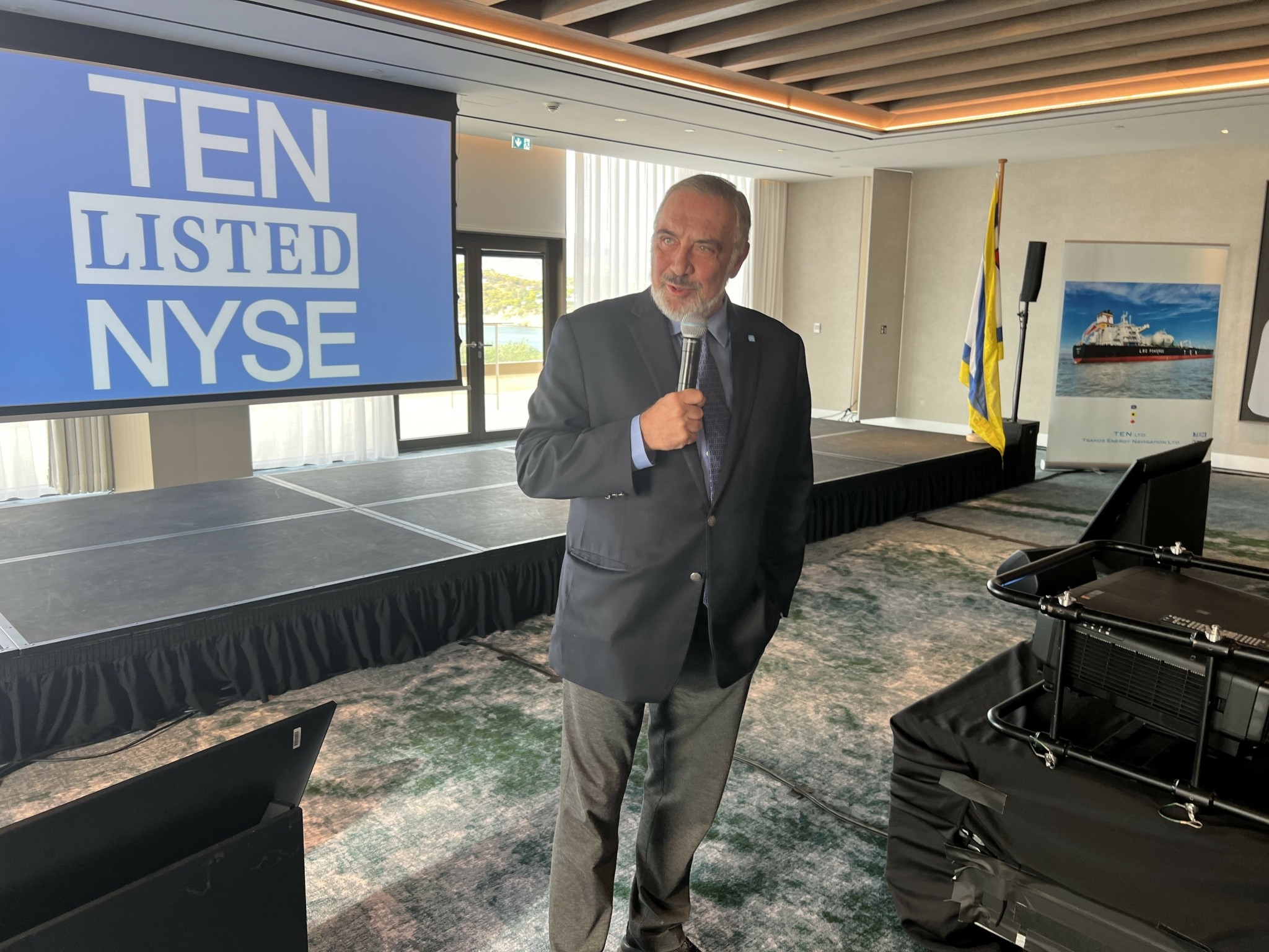 H TEN δημιουργεί τον μεγαλύτερο στόλο dual fuel Afrmaxes tankers στον κόσμο (pics)