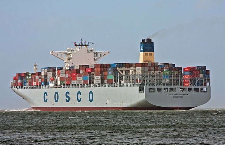 Cosco: Αύξηση 5,1% στη διακίνηση containers από τις προβλήτες ΙΙ και ΙΙΙ του Πειραιά
