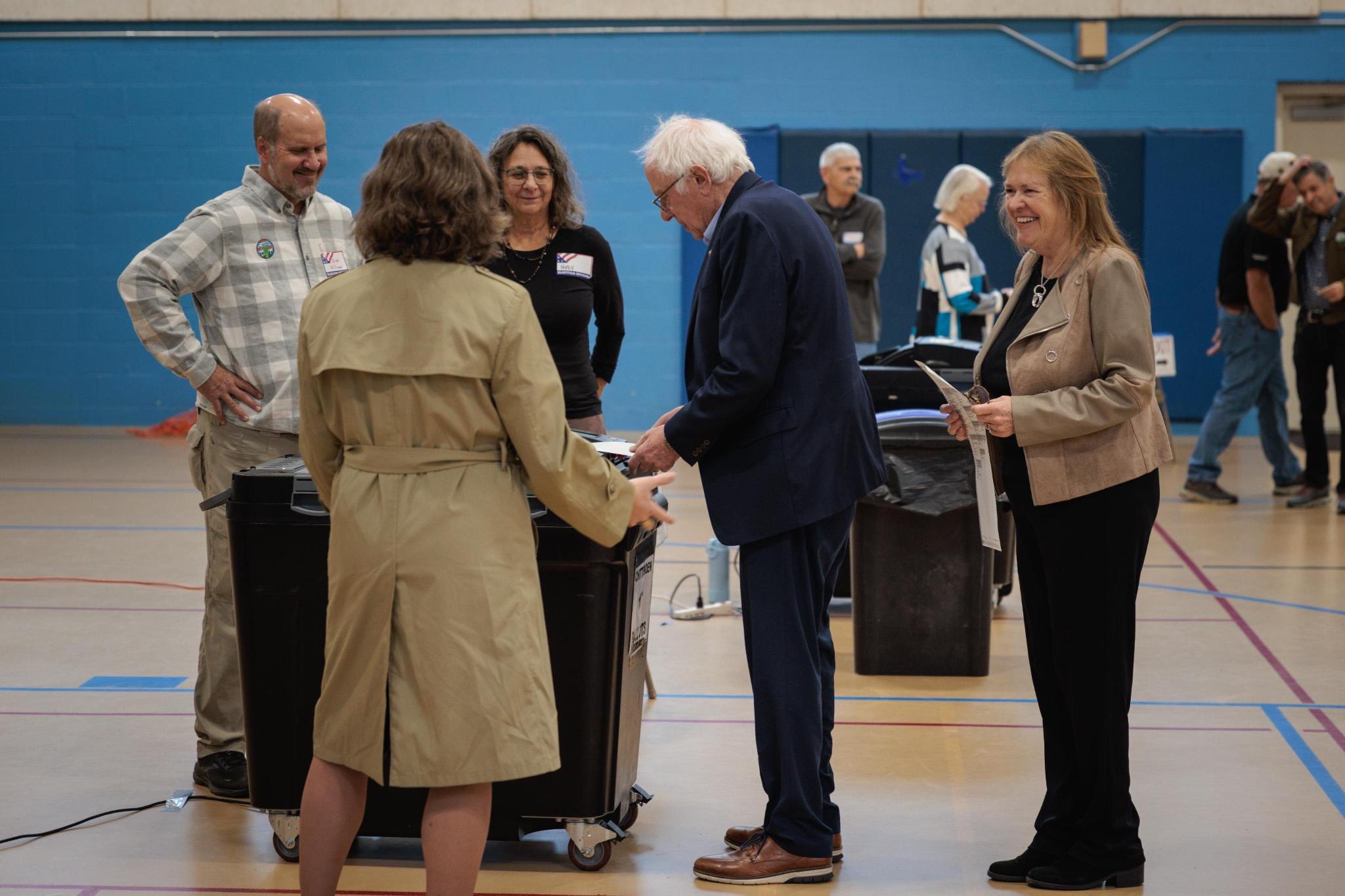 Μπέρνι Σάντερς: Από τις πλέον σημαντικές ημέρες εκλογών στην ιστορία των ΗΠΑ (tweet)