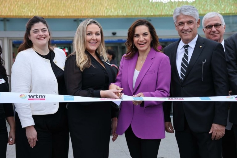 Λονδίνο: Η Όλγα Κεφαλογιάννη εγκαινίασε τη διεθνή τουριστική έκθεση WTM – Τιμώμενη χώρα η Ελλάδα