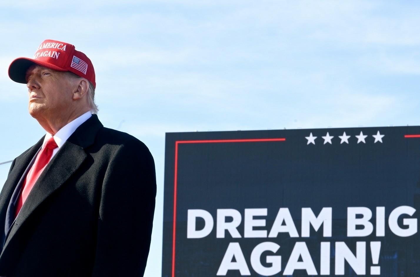 Goldman Sachs: Αρνητική εξέλιξη η εκλογή Τραμπ για τις ευρωπαϊκές οικονομίες