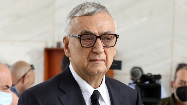 Στις 12 το μεσημέρι η κηδεία του ψυχιάτρου Δημήτρη Σούρα