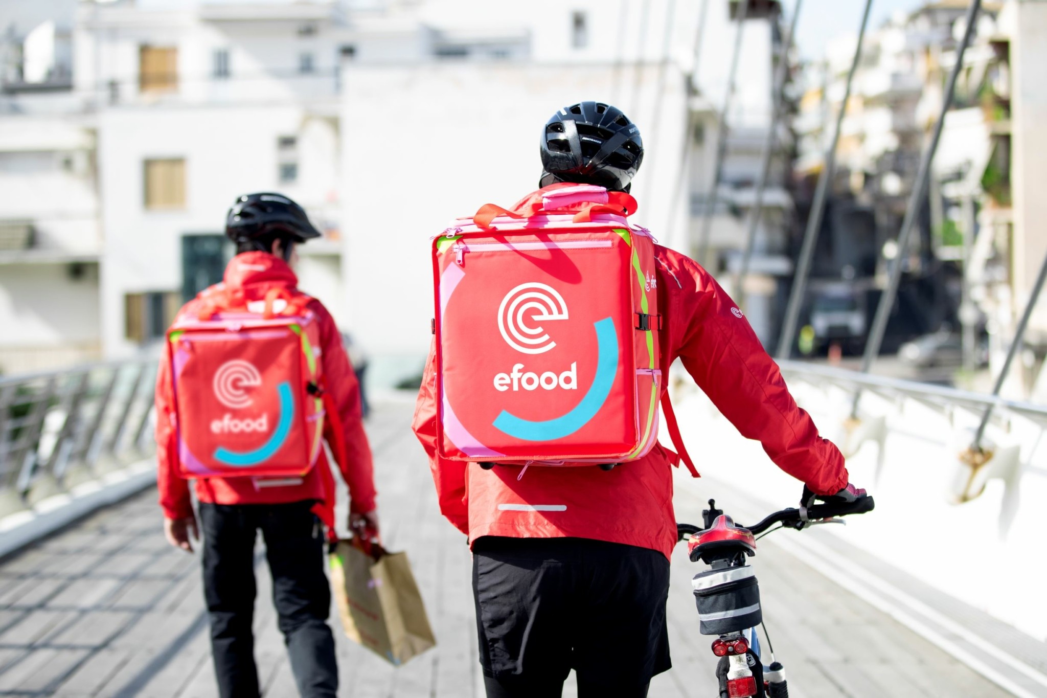 efood: Η κερδοφορία που στηρίζουν τα… μηχανάκια διανομής