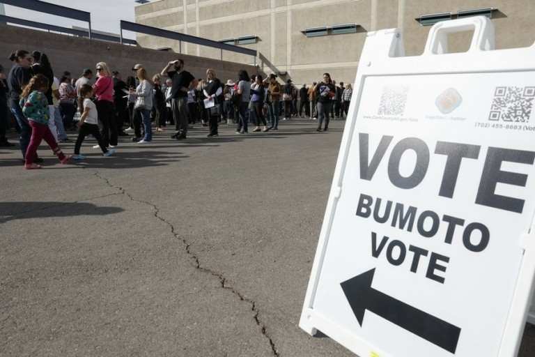 Με ακραίες καιρικές συνθήκες οι αμερικανικές εκλογές – Βροχές, χιόνια και καύσωνες