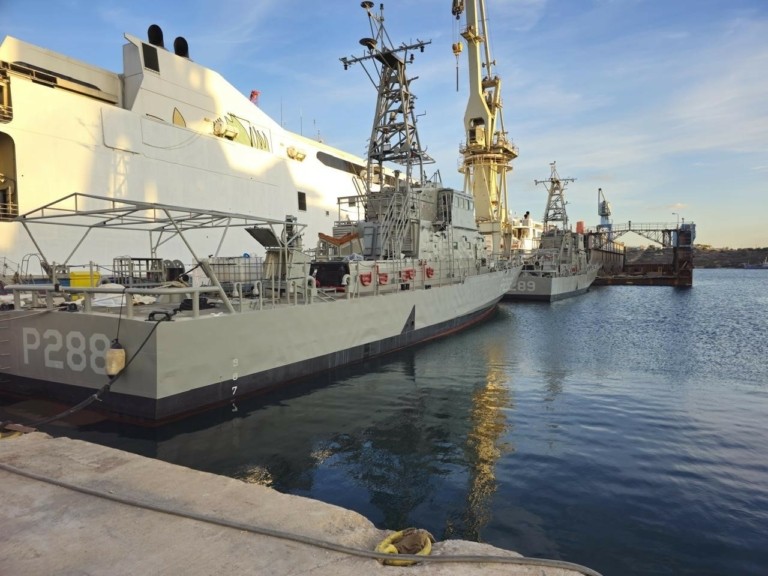 Ναυπηγεία Σαλαμίνας: Παρέδωσαν τα πρώτα 2 περιπολικά τύπου ISLAND στο ΠΝ