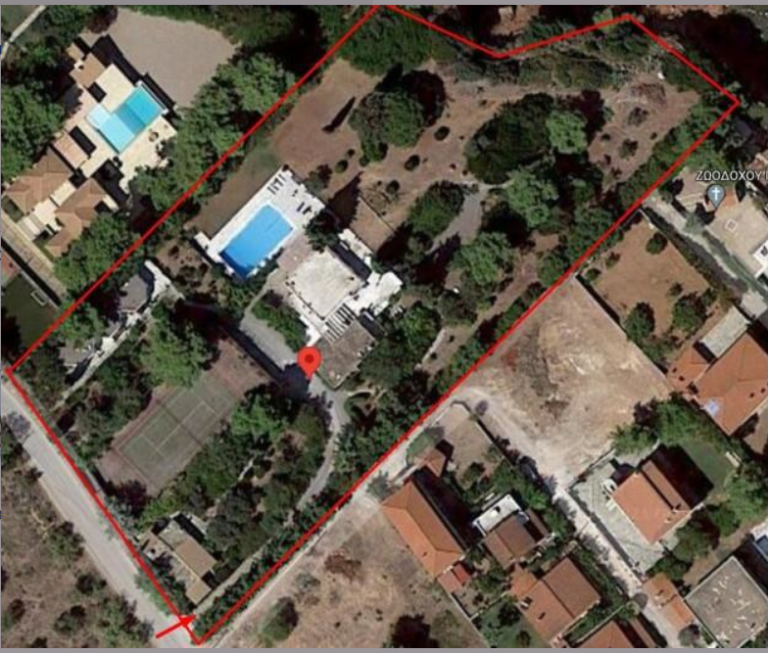 Οικογένεια Τσαντίλη: Παράταση στο θρίλερ για τις εξοχικές κατοικίες στην Αυλίδα (pics)