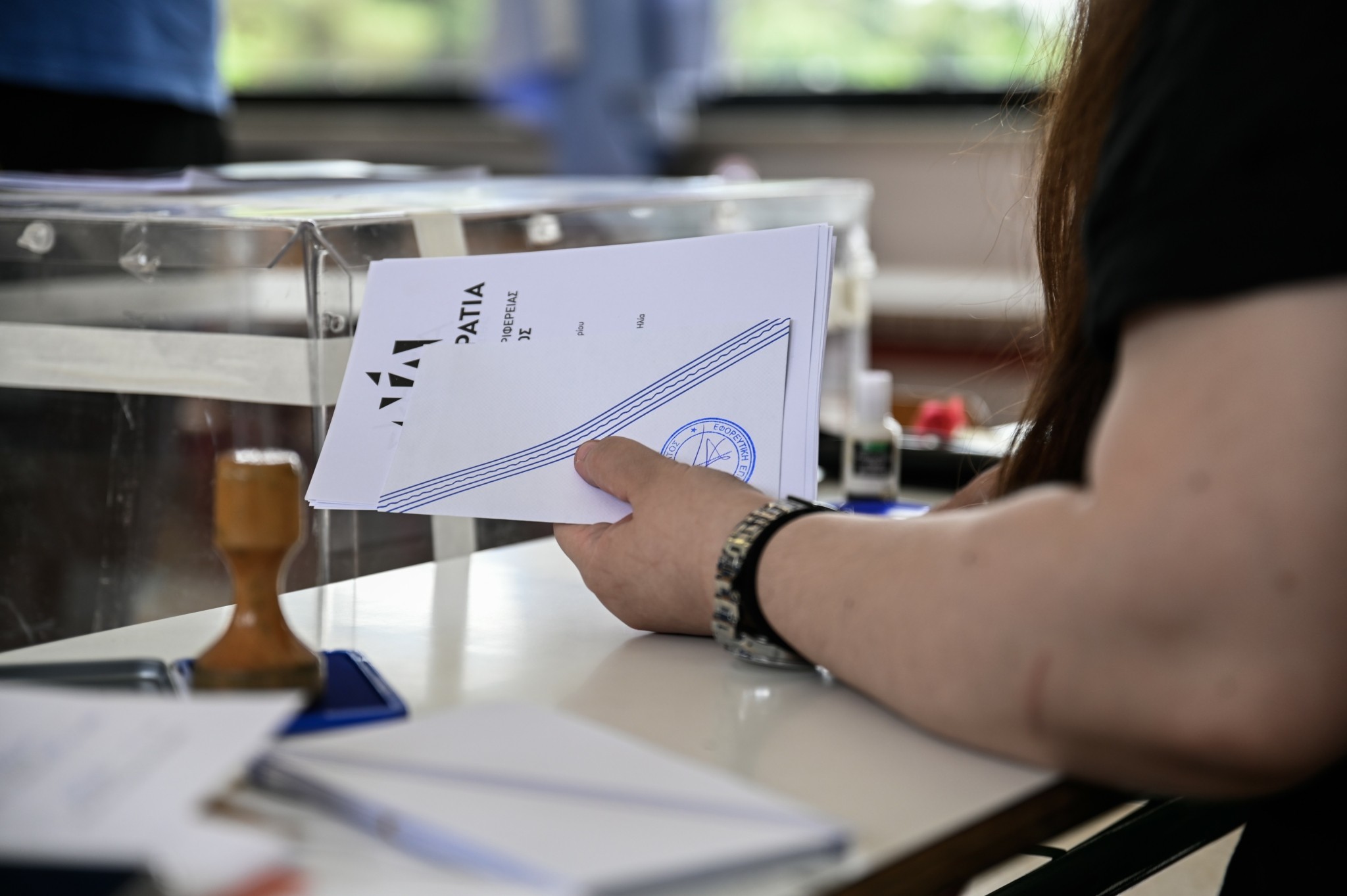 Νέα Δημοκρατία: Σχεδόν 123.000 οι εγγραφές για τις εσωκομματικές εκλογές