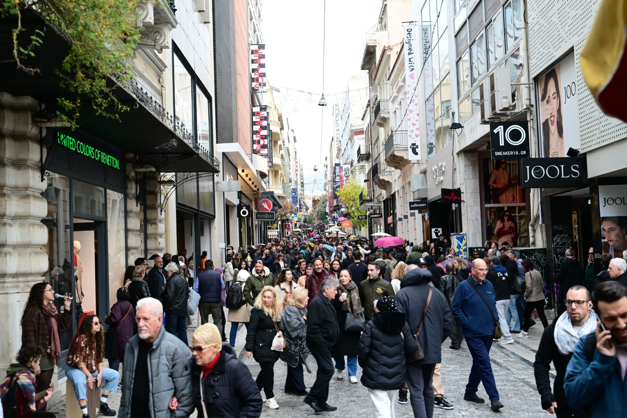 Ασφαλιστικές εισφορές ΕΦΚΑ: Γιατί οι 8 στους 10 επιλέγουν τη χαμηλότερη κατηγορία