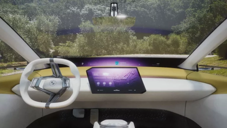 BMW: Ποιες αλλαγές έρχονται στα ηλεκτρικά αυτοκίνητά της