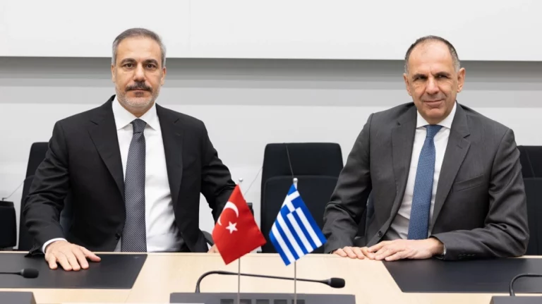 Συνάντηση Γεραπετρίτη-Φιντάν στο Λουξεμβούργο: Το ελληνικό βέτο στο SAFE και οι δηλώσεις του Τούρκου ΥΠΕΞ για τα 12 ν.μ.