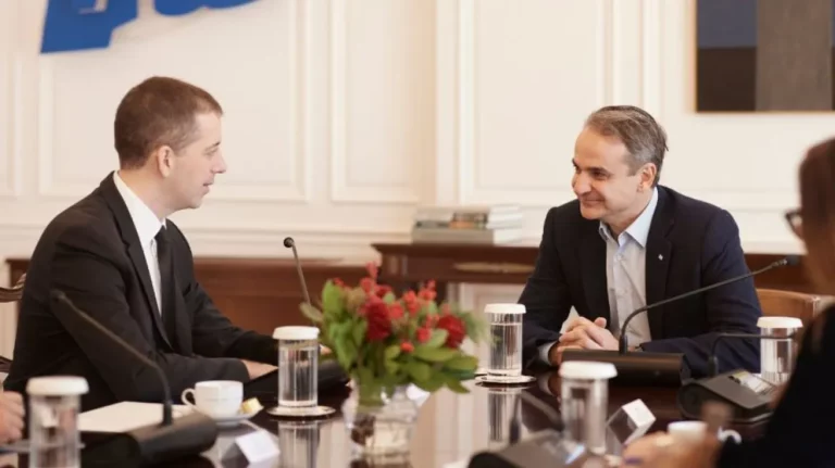 Μητσοτάκης: Συνάντηση με τον ΥΠΕΞ της Σερβίας – Συζήτησαν για την ευρωπαϊκή πορεία της χώρας