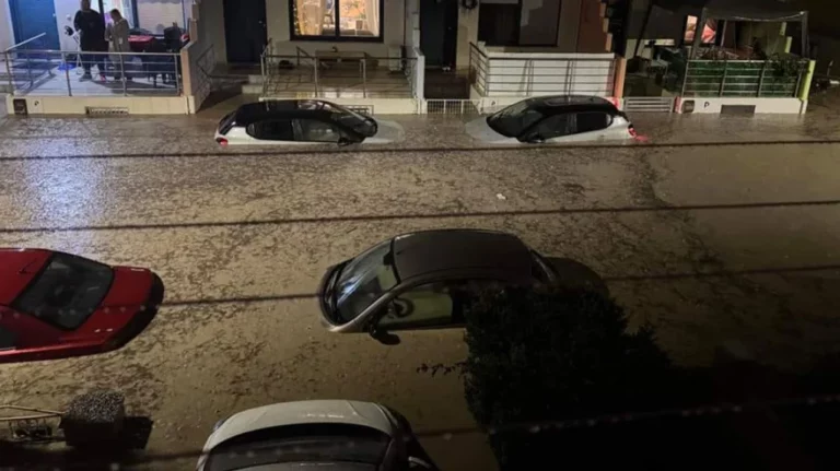 Κακοκαιρία Bora: Σε κατάσταση έκτακτης ανάγκης Ρόδος και Λήμνος (tweet + vid)