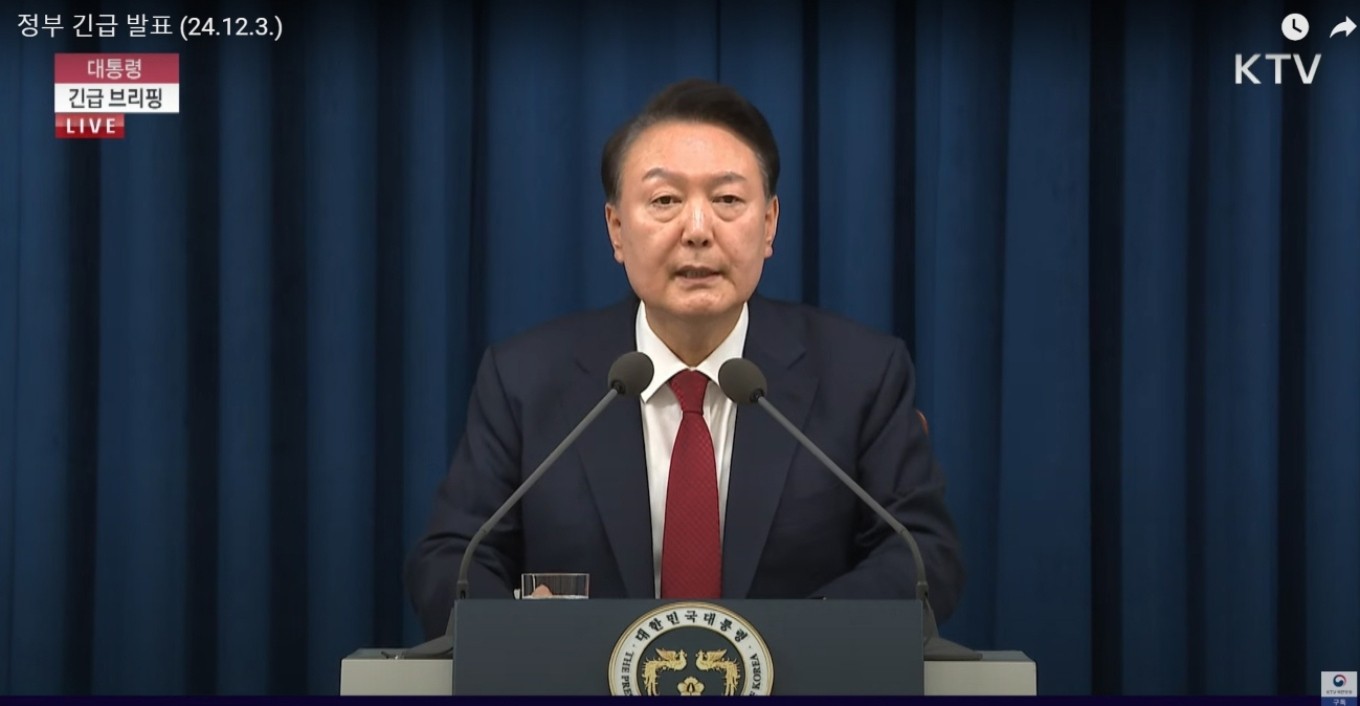 Θρίλερ στη Νότια Κορέα με τη σύλληψη του προέδρου Γιουν (tweets)