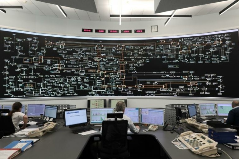 ΔΕΔΔΗΕ: Σε… δεύτερη παράταση ο διαγωνισμός των 53,5 εκατ. ευρώ για πίνακες διανομής (pics)