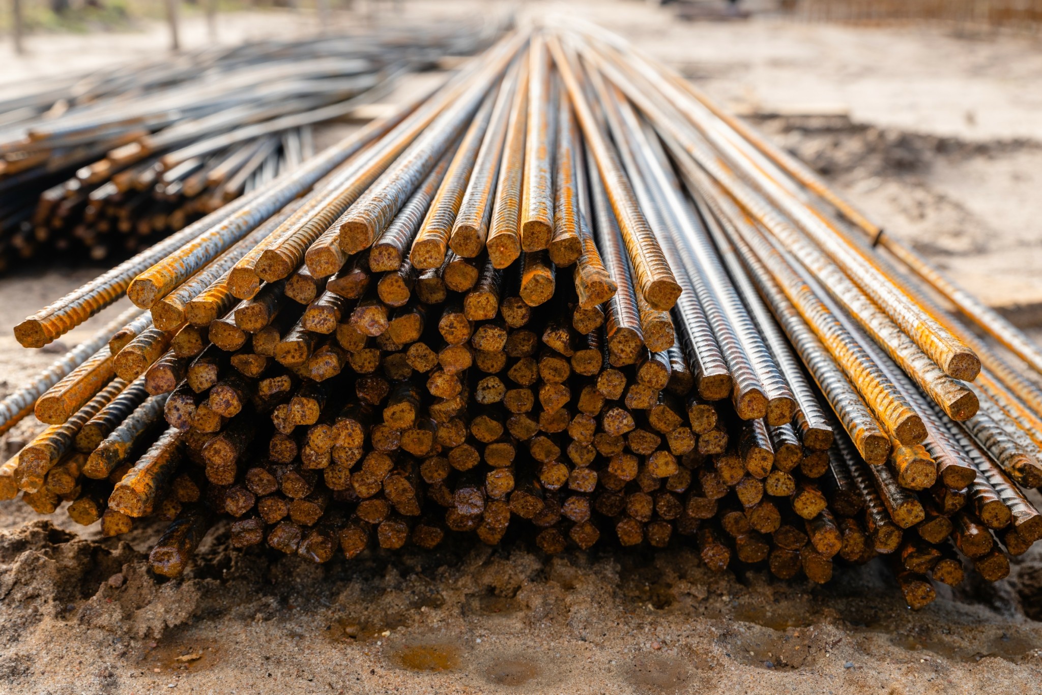 Ο Μπάιντεν μπλοκάρει την πώληση της United States Steel στην ιαπωνική Nippon Steel Corp.