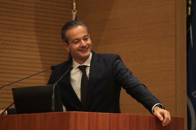 Καφούνης: Το 2025 να αποτελέσει σημείο αναφοράς για την επιχειρηματικότητα – Πότε ξεκινούν οι εκπτώσεις