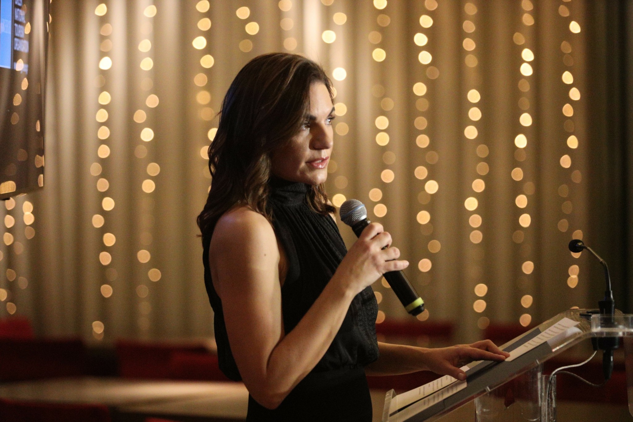 Στο Παρίσι η Κεφαλογιάννη – Στόχος η επέκταση της επισκεψιμότητας στη χώρα και τους 12 μήνες του χρόνου