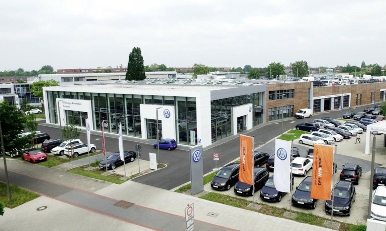 Οι ευρωπαϊκές πωλήσεις αυτοκινήτων αναμένεται να αυξηθούν το 2025 έπειτα από ένα στάσιμο 2024