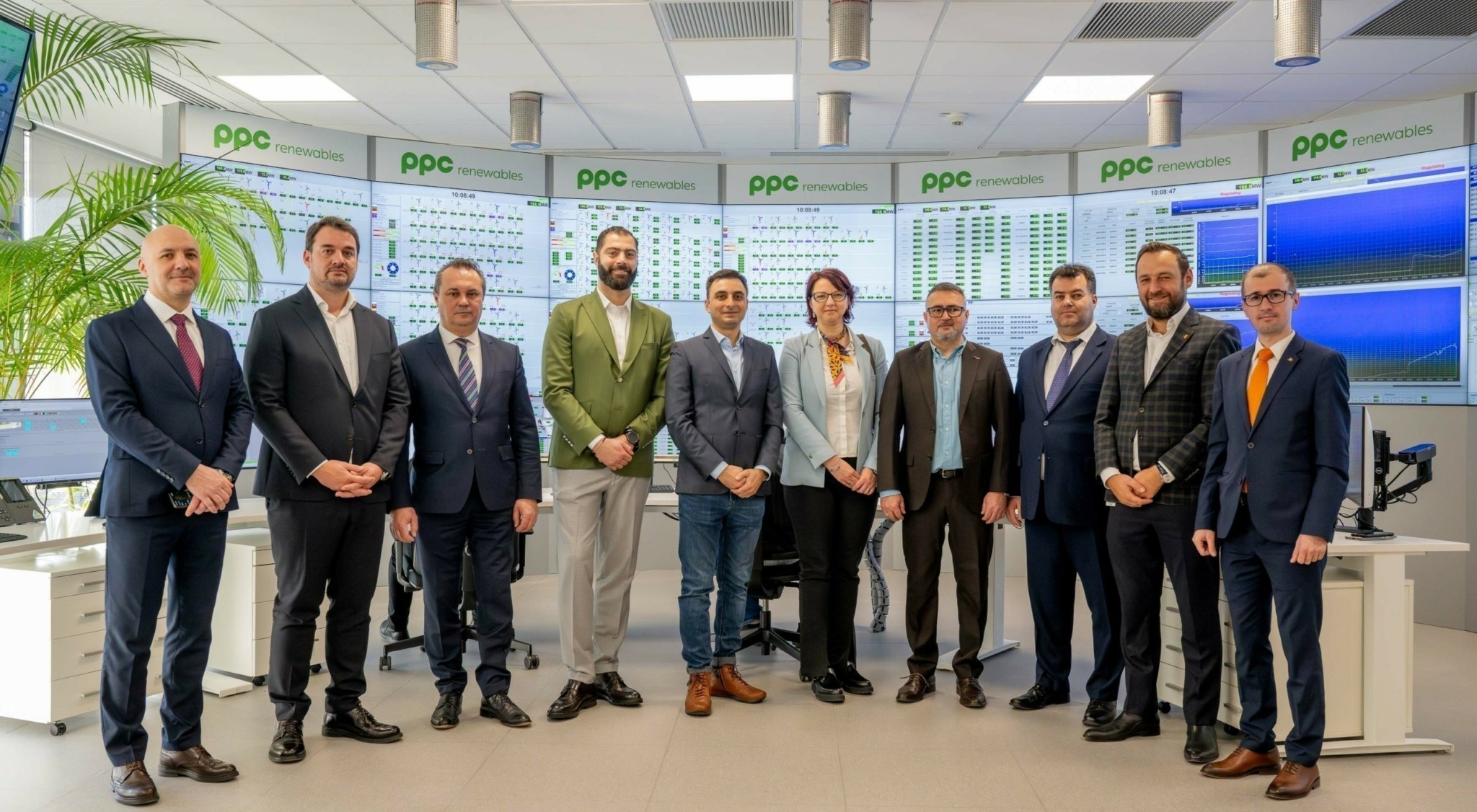 Όμιλος ΔΕΗ: Νέο κέντρο ελέγχου για ΑΠΕ στη Ρουμανία (pics)