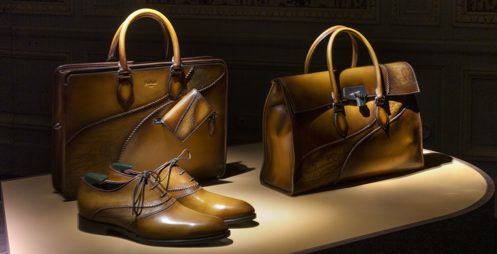 Berluti: Τα χειροποίητα παπούτσια που αποθεώνουν την ατέλεια