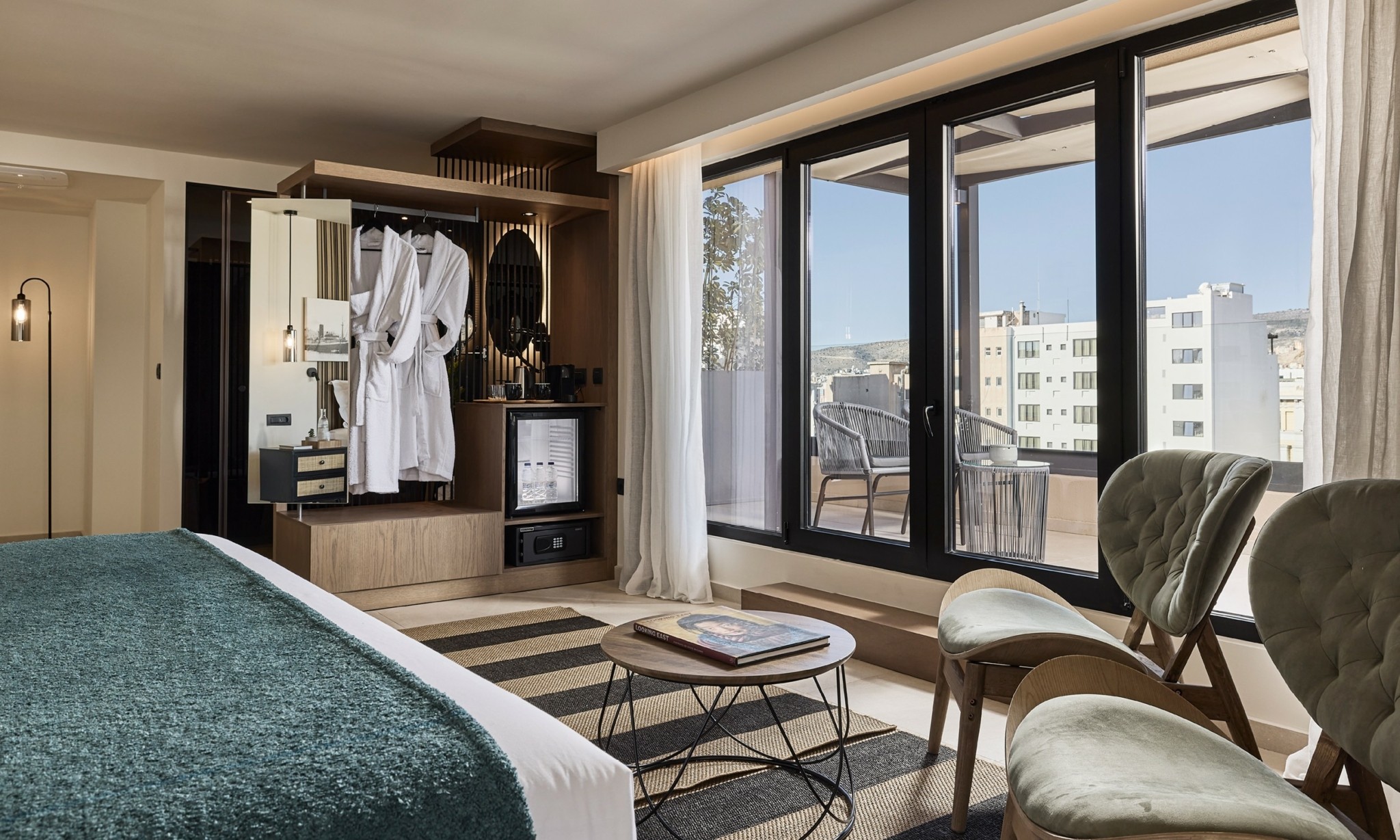 Τρεις τοπ εμπειρίες σε ένα ξενοδοχείο αστικής κομψότητας στον Πειραιά