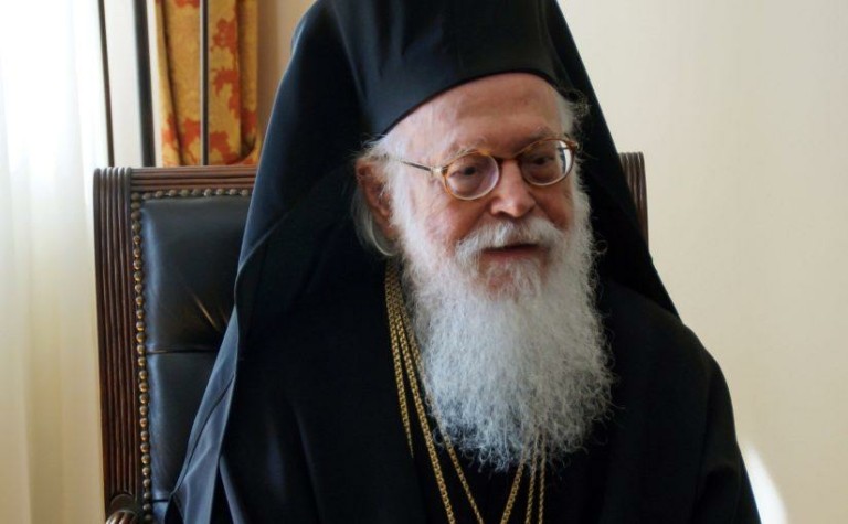 Έως τις 10 το λαϊκό προσκύνημα για τον Αρχιεπίσκοπο Αλβανίας, Αναστάσιο