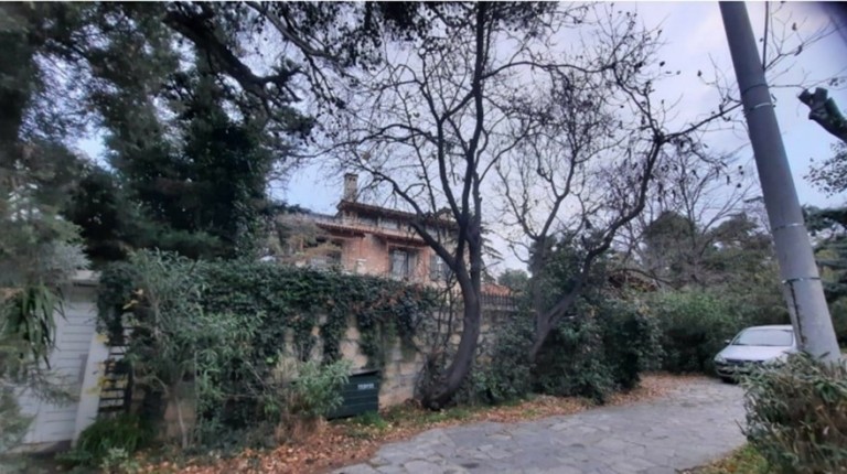 Πλειστηριασμός: Το αρχοντικό της Εκάλης και το θρίλερ με το σφυρί (pics)