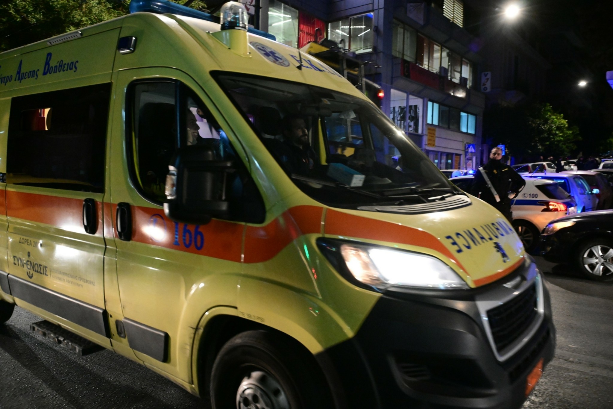 Αφίδνες: Τρεις νεκροί σε καραμπόλα στον παράδρομο της Αθηνών-Λαμίας – Νεκρός αναβάτης μηχανής και στην Αθηνών-Κορίνθου (Upd)