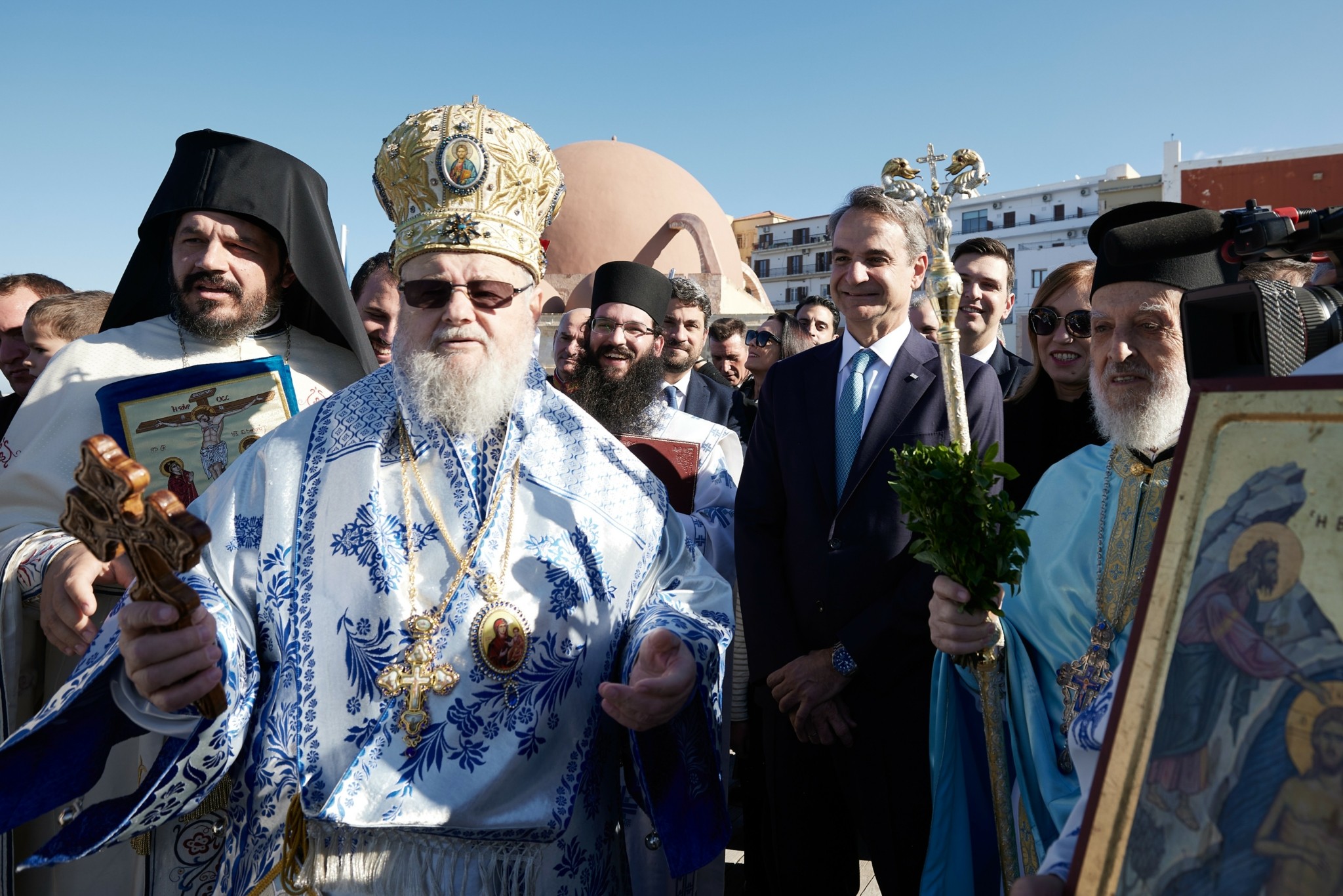 Θεοφάνια: Πού θα εορτάσουν οι πολιτικοί αρχηγοί – Στη Δεξαμενή ο Μητσοτάκης