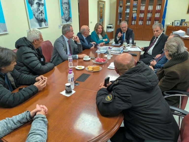 Θεοδωρικάκος: «Στηρίζουμε εμπράκτως την περιφέρεια και τις παραμεθόριες περιοχές» (pics)