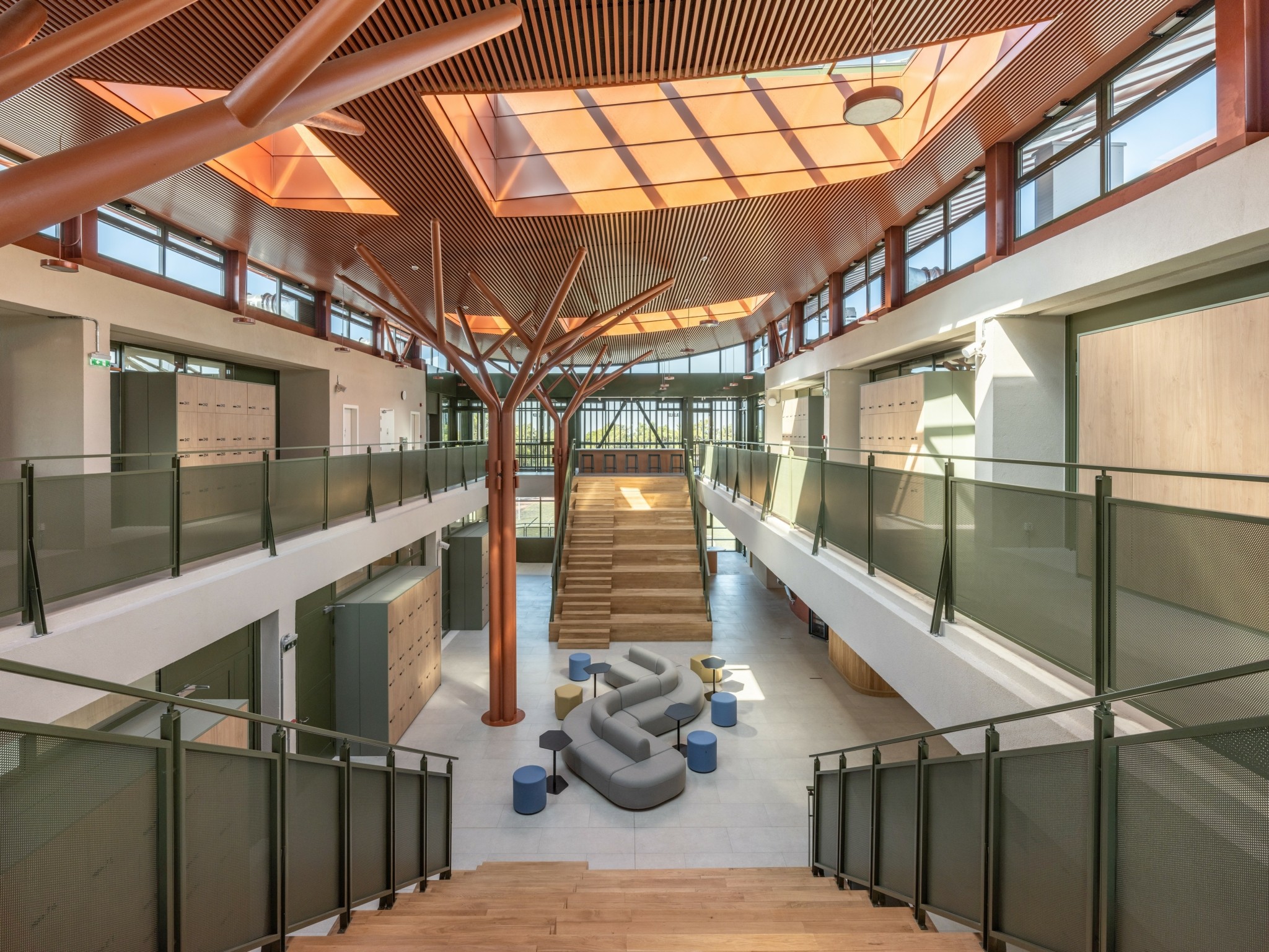 Οι εντυπωσιακές εγκαταστάσεις του κολλεγίου Ανατόλια που σχεδίασαν τρία αρχιτεκτονικά γραφεία