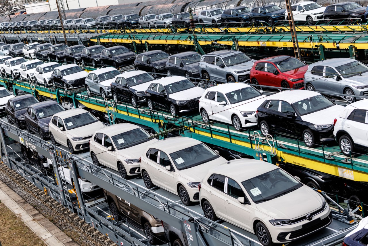 Βερολίνο: Ανοιξε πόλεμο με τις Βρυξέλλες για το μπλόκο στους κινητήρες εσωτερικής καύσης – Επιστολή Μερτς | Ειδήσεις για την Οικονομία