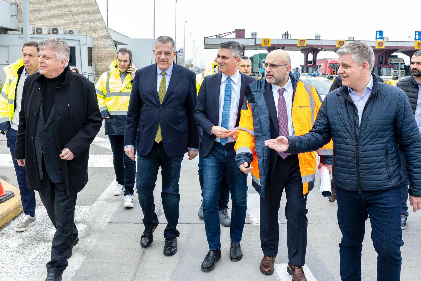 Δήμας: Με γέφυρα του Αξιού αποκαθίσταται η ομαλή κυκλοφορία των οχημάτων προς τη Θεσσαλονίκη (pics)