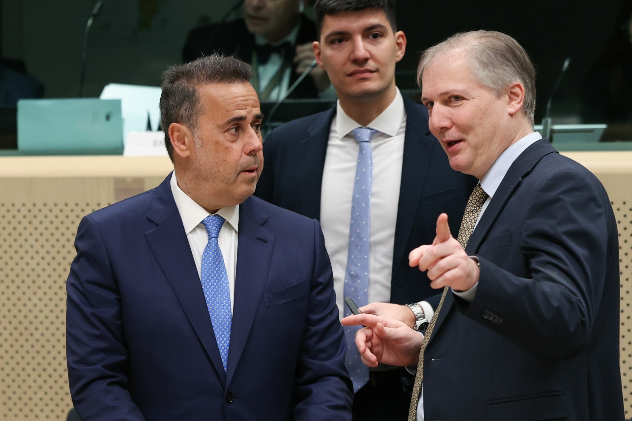 Παπασταύρου: Πρωταρχικός μας στόχος είναι οι χαμηλές τιμές ενέργειας