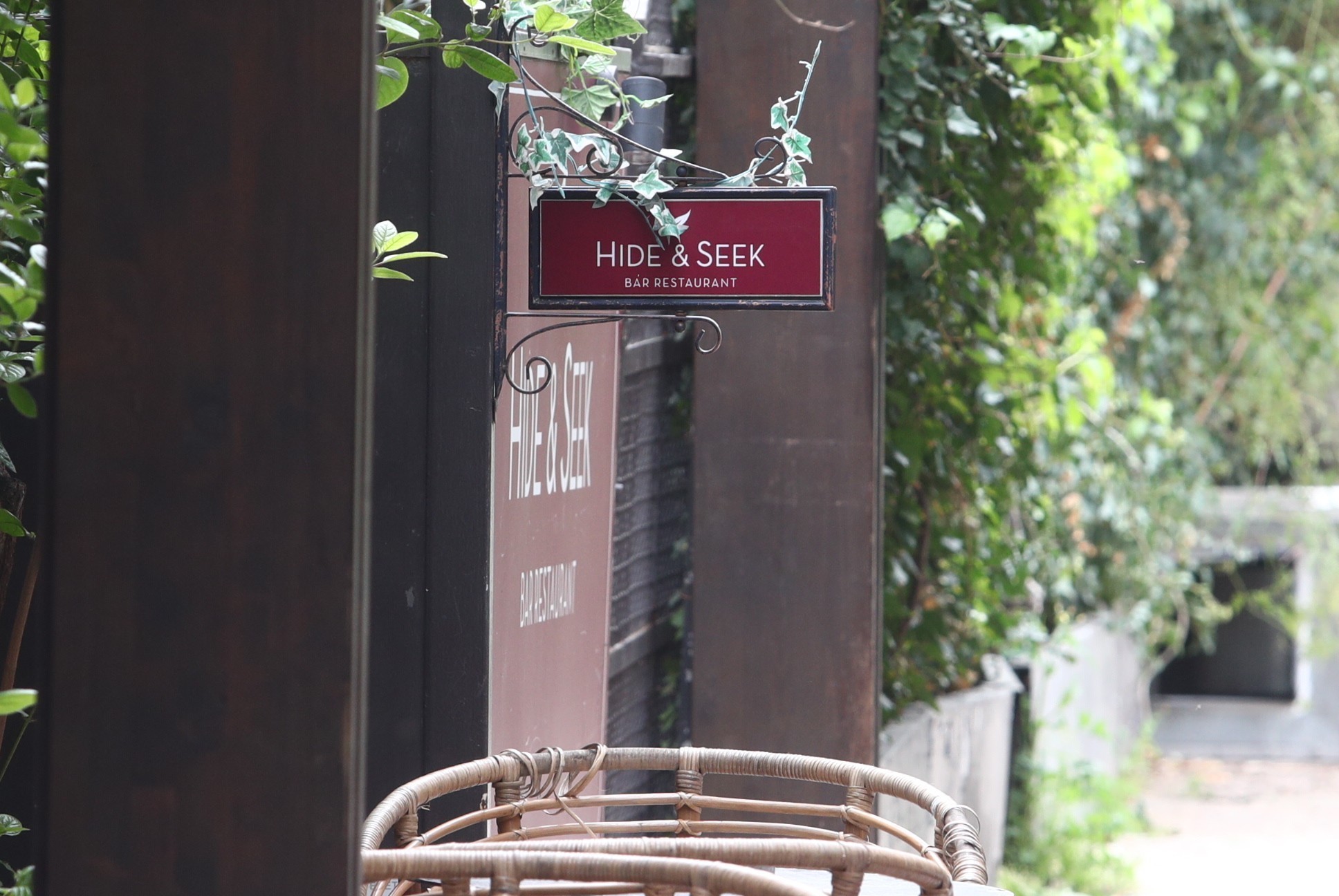 Σε διαφυγή υγραερίου αποδίδεται η έκρηξη με δύο τραυματίες σε εστιατόριο στο Χαλάνδρι