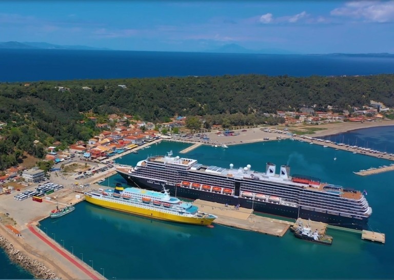 Υπερταμείο: Ενδιαφέρον από 4 επενδυτικά σχήματα για τα λιμάνια Κατάκολου, Πάτρας και Καβάλας (pics)