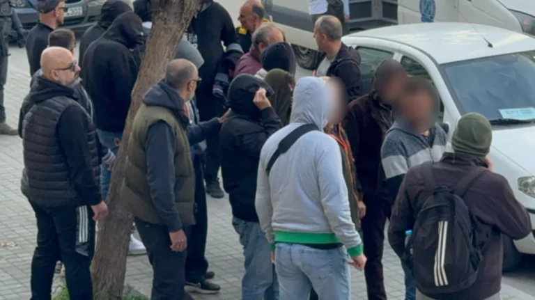 Στα δικαστήρια Θεσσαλονίκης οι 14 από τους συλληφθέντες για αρχαιοκαπηλία (vids)