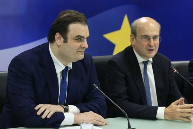 Συνέντευξη Τύπου της ΑΑΔΕ – Χατζηδάκης για προϋπολογισμό 2025: Επιπλέον έσοδα 2 δισ. από τη φοροδιαφυγή