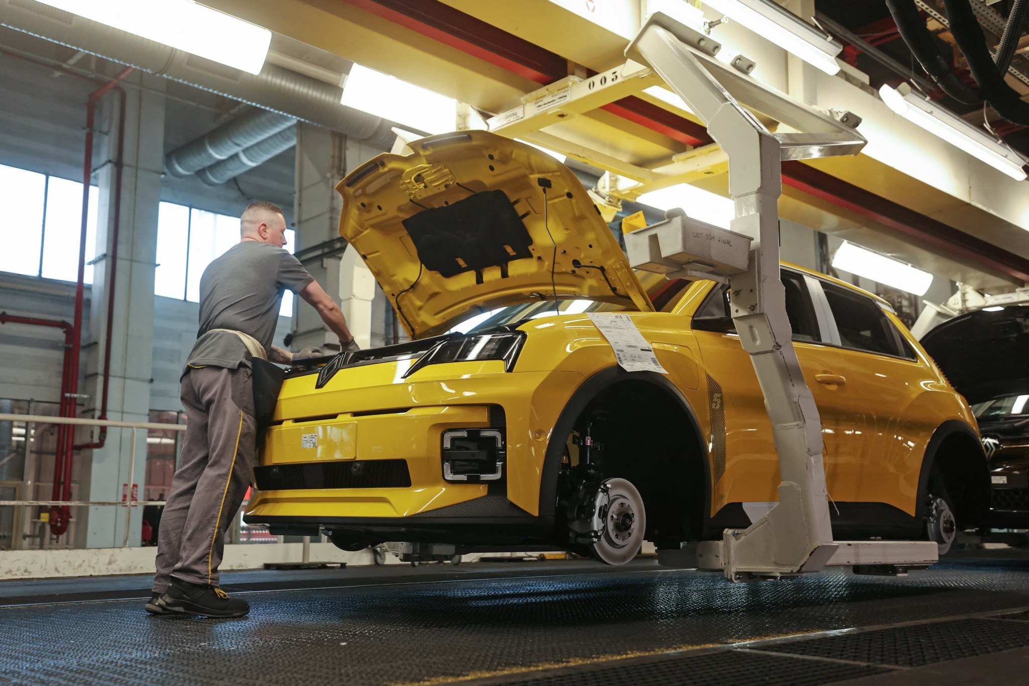 Renault: Επιβεβαιώνει τις προοπτικές για το σύνολο του έτους με αιχμή την ισχυρή ζήτηση για ηλεκτρικά οχήματα