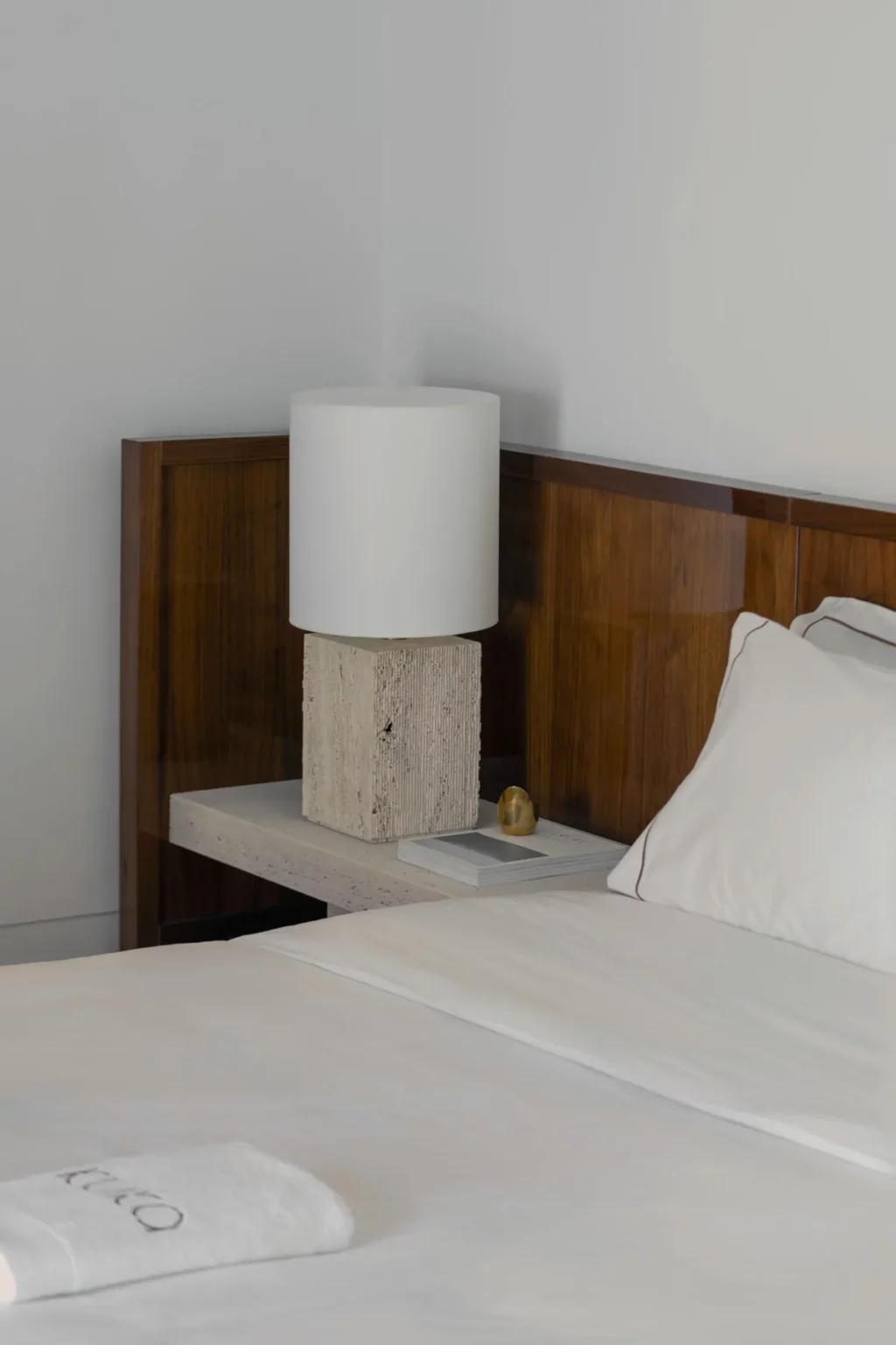 Kuka Athens: Πολυτελές αστικό καταφύγιο στην καρδιά του αθηναϊκού Μοντερνισμού