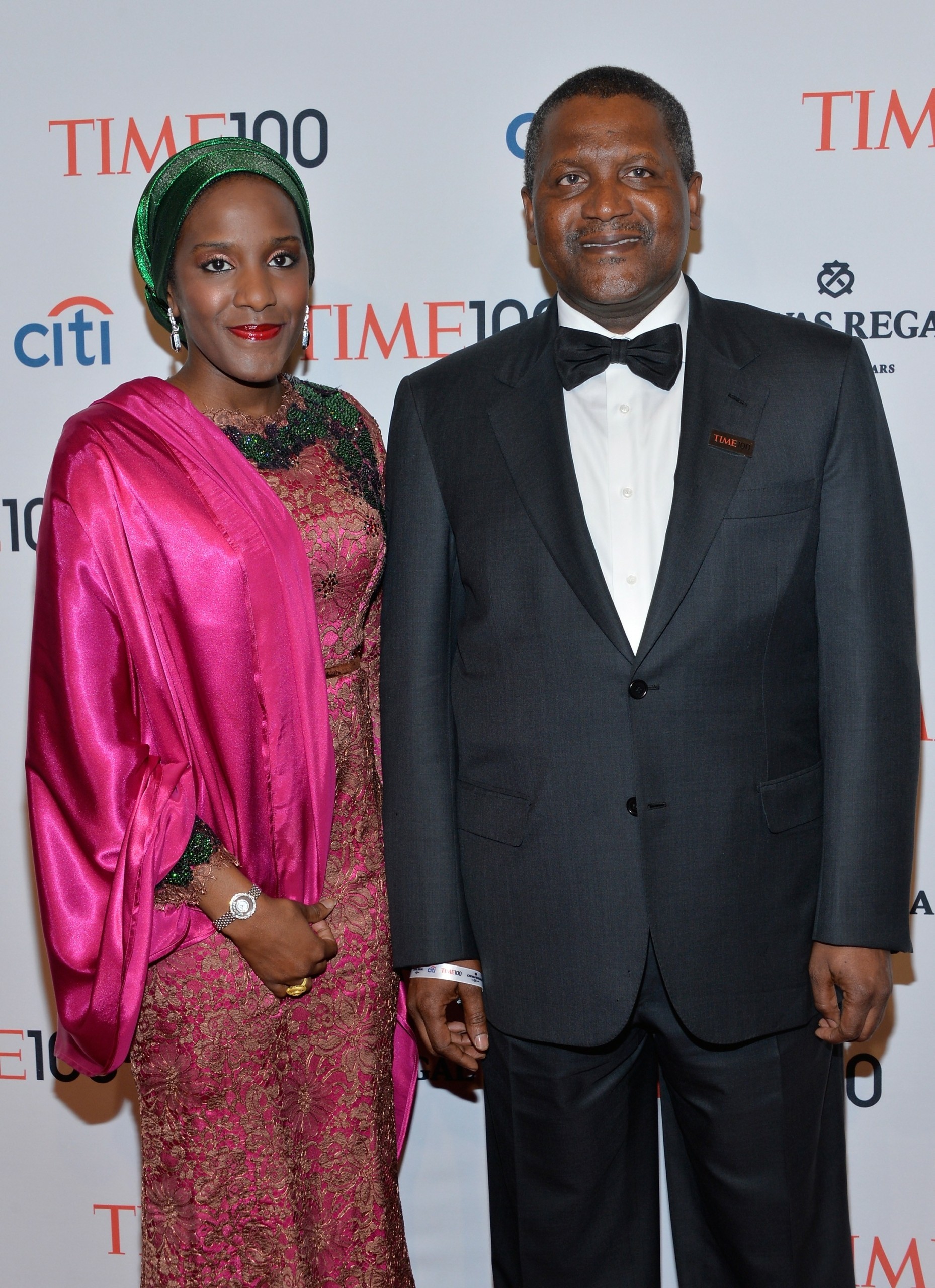 O πλουσιότερος Αφρικανός που ξεκίνησε με δανεικά κι έστησε μια αυτοκρατορία