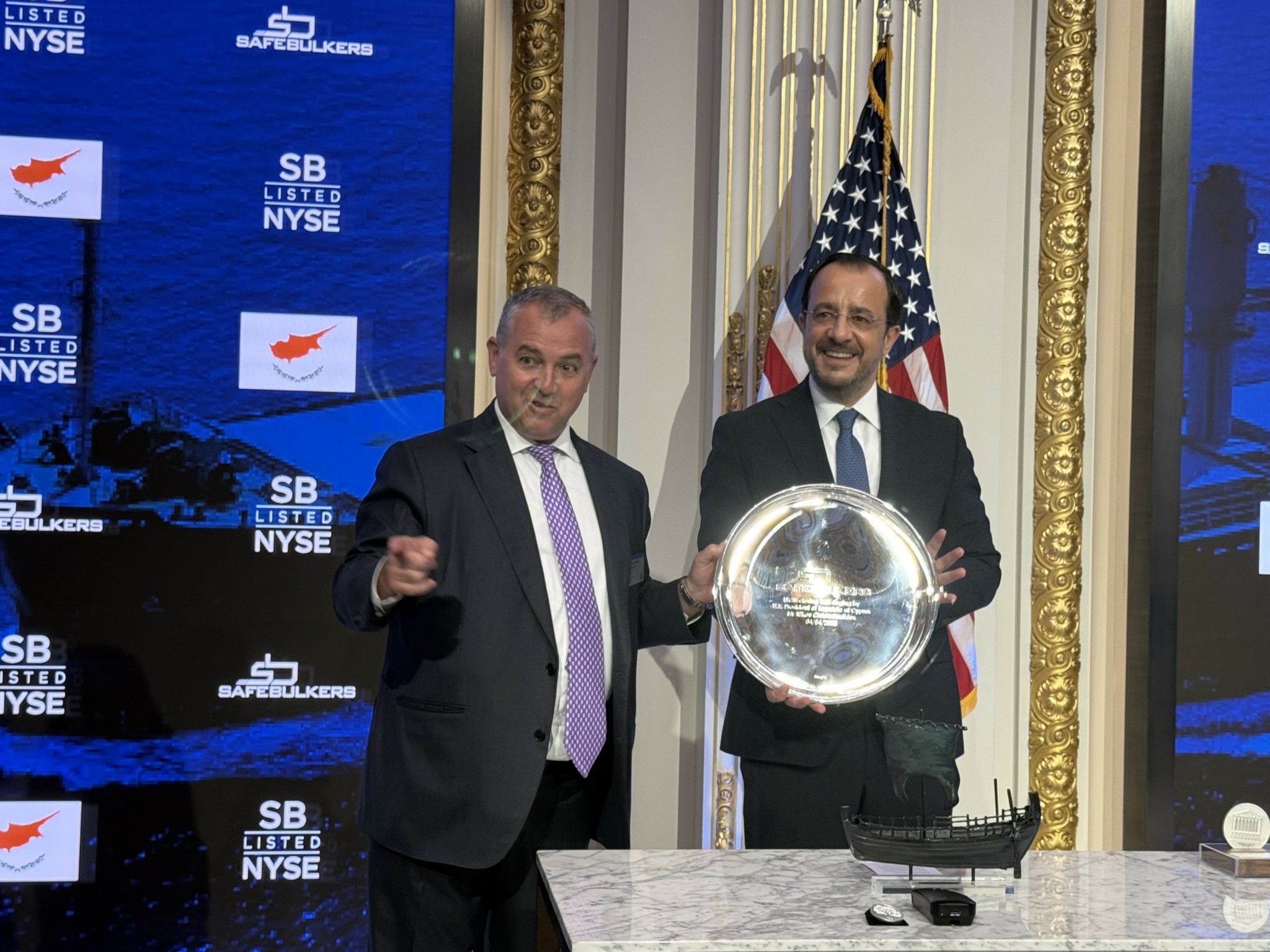 Πόλυς B. Χατζηιωάννου: «Αν έχεις συνεχή παρουσία στη Ν. Υόρκη η ευκαιρία θα έρθει» (pics)